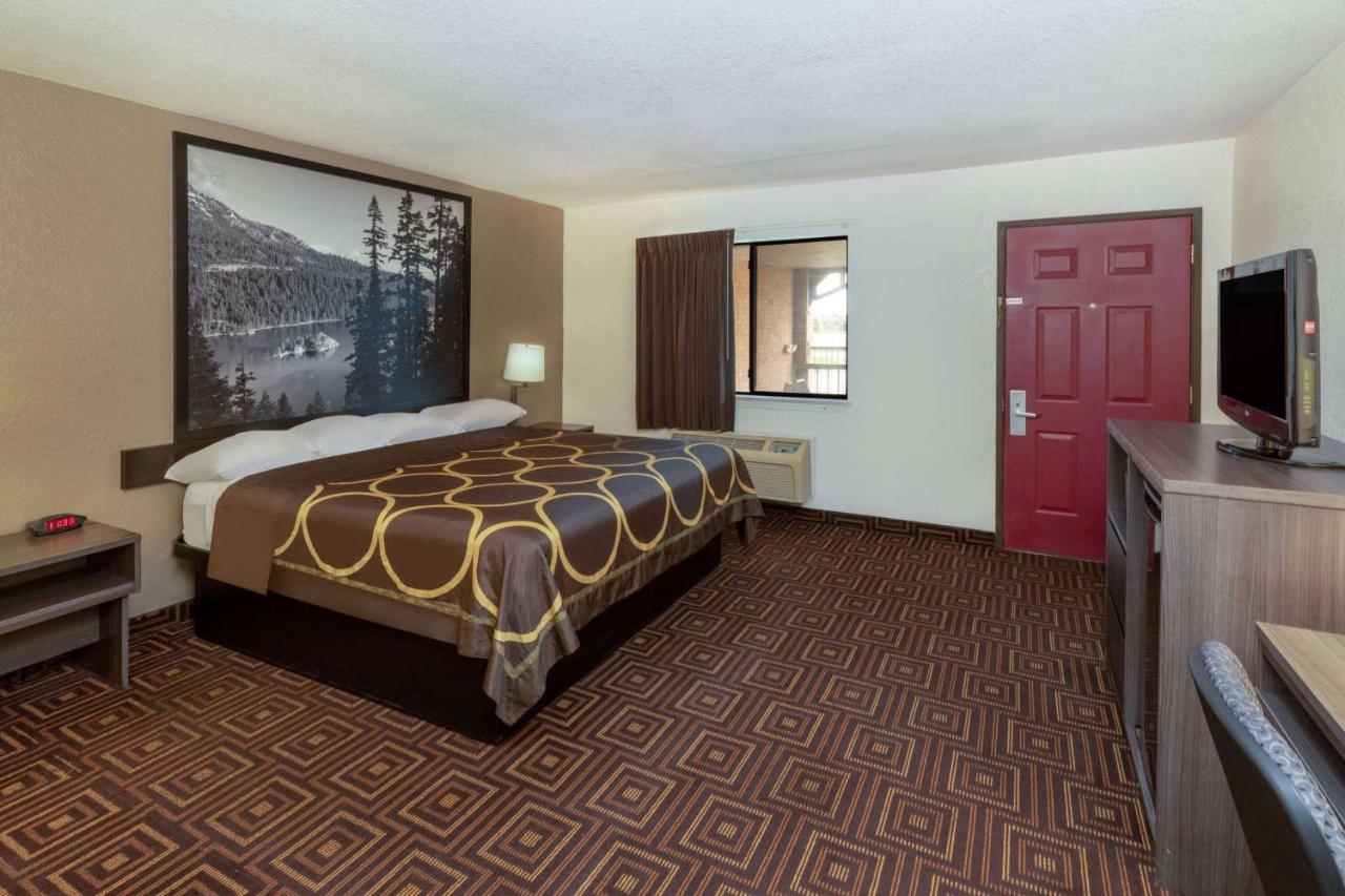 Hotel Super 8 By Wyndham Seguin Exterior foto